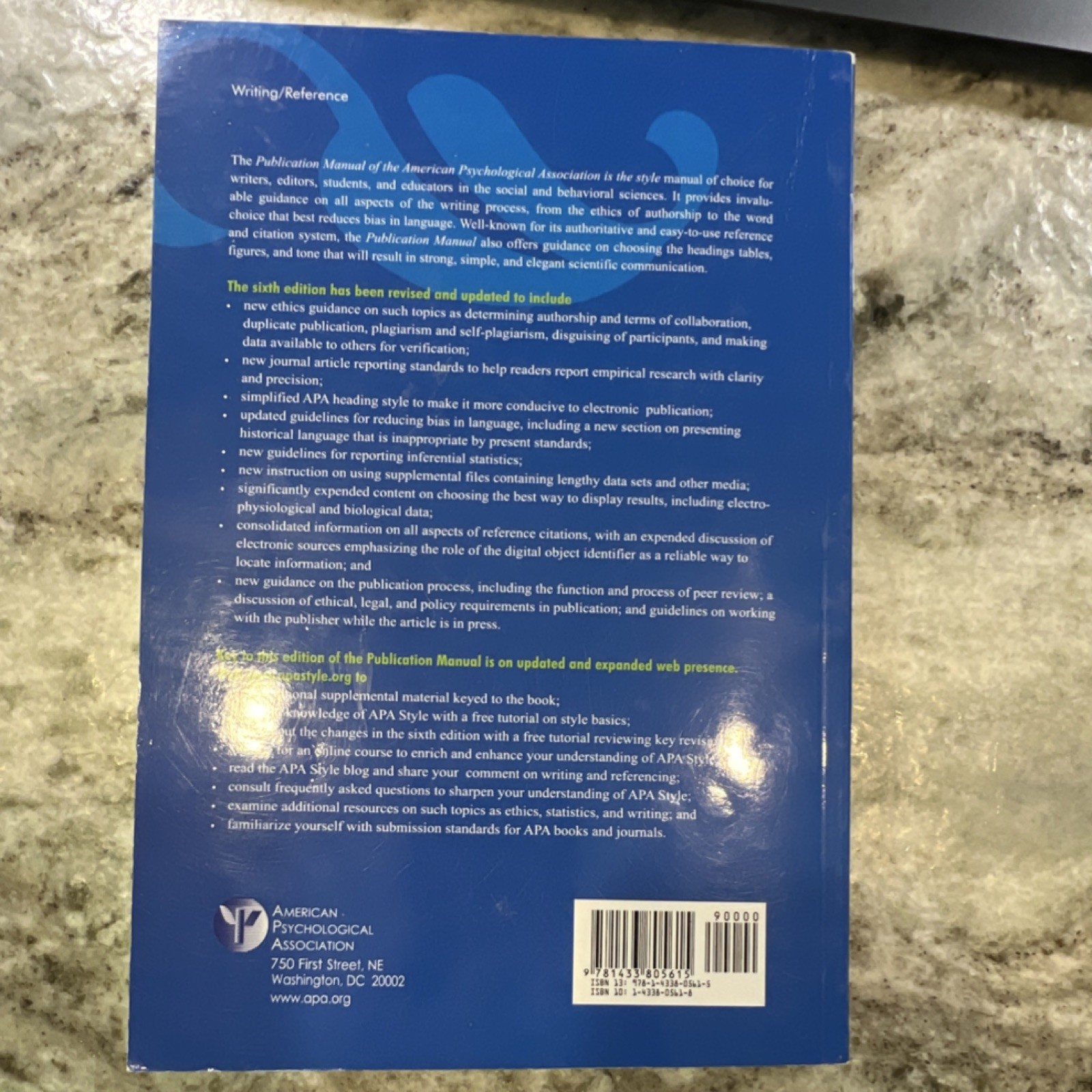 Publication Manual of APA by American Psychological Association (6th Ed, Paperb…
