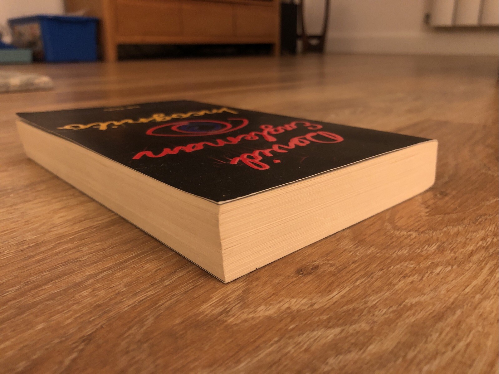 Incognito: The Secret Lives of The Brain by David Eagleman (Canongate 2012) 📕