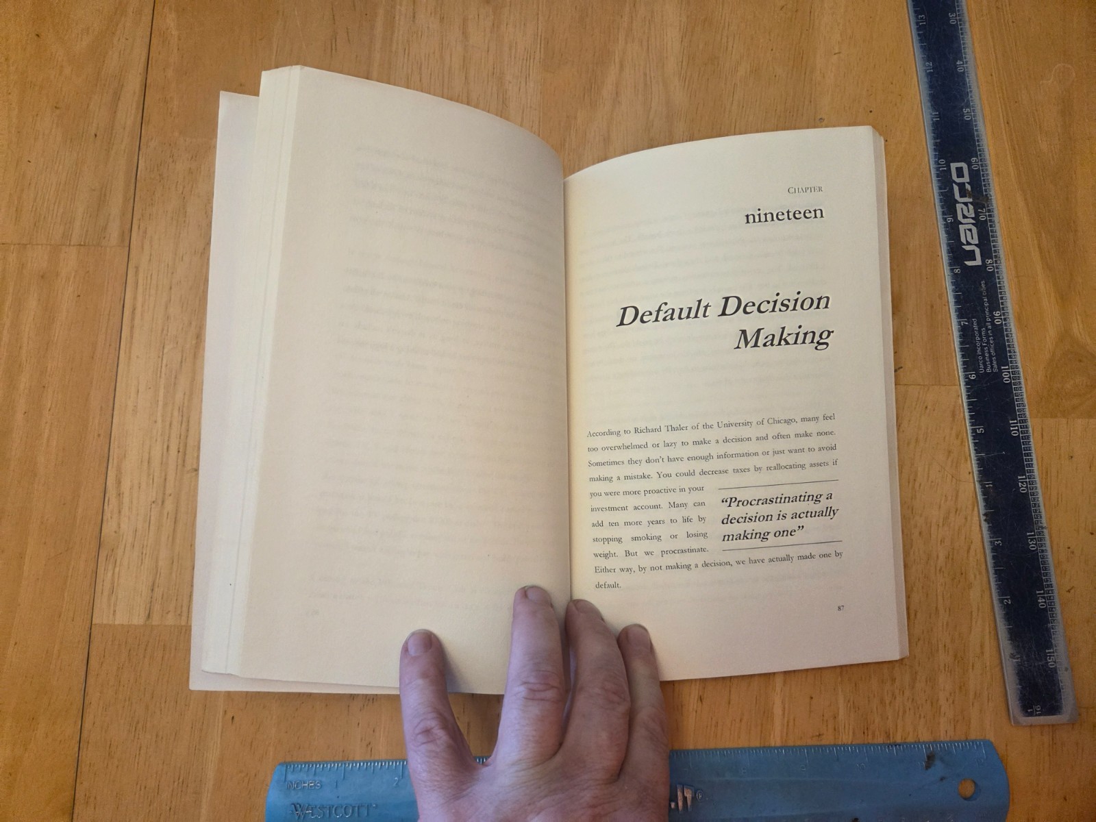 Behavioral Investing : Why Smart People Make Dumb Mistakes by Kerry Johnson
