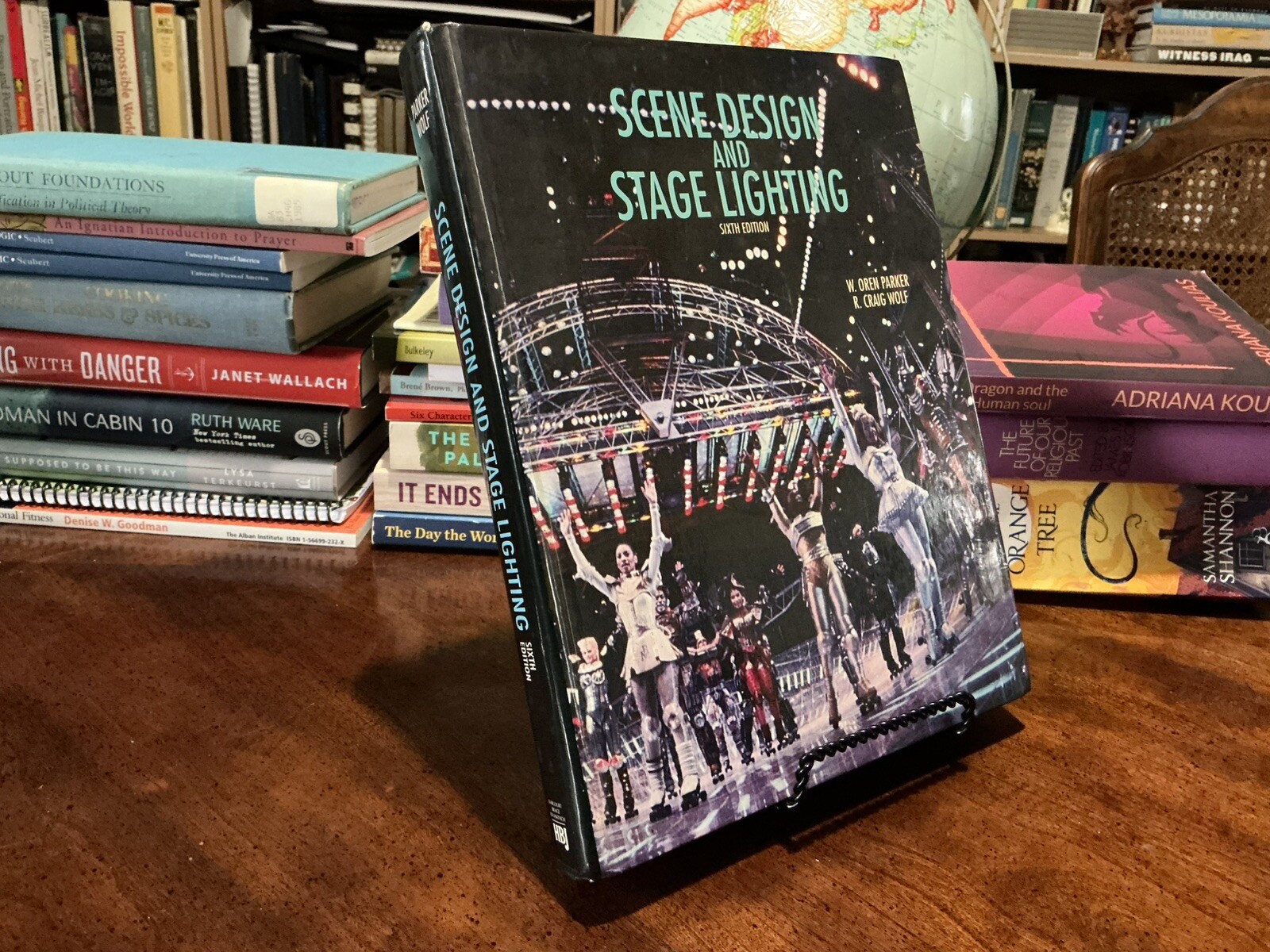 Scene Design and Stage Lighting Sixth Edition by W. Oren Parker (1990 HC) VG