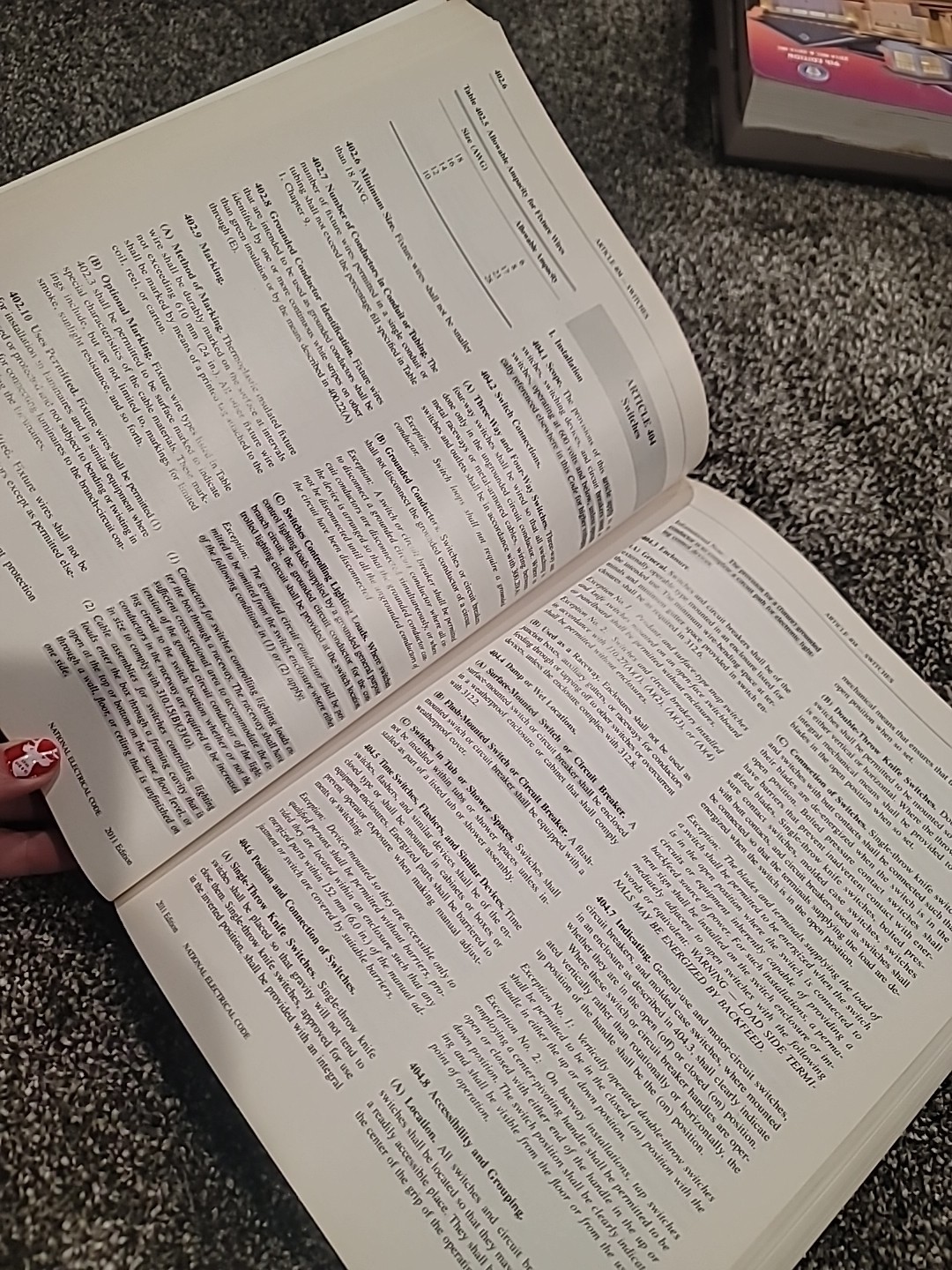 NFPA 70, National Electrical Code : 2011 Edition by National Fire Protection…