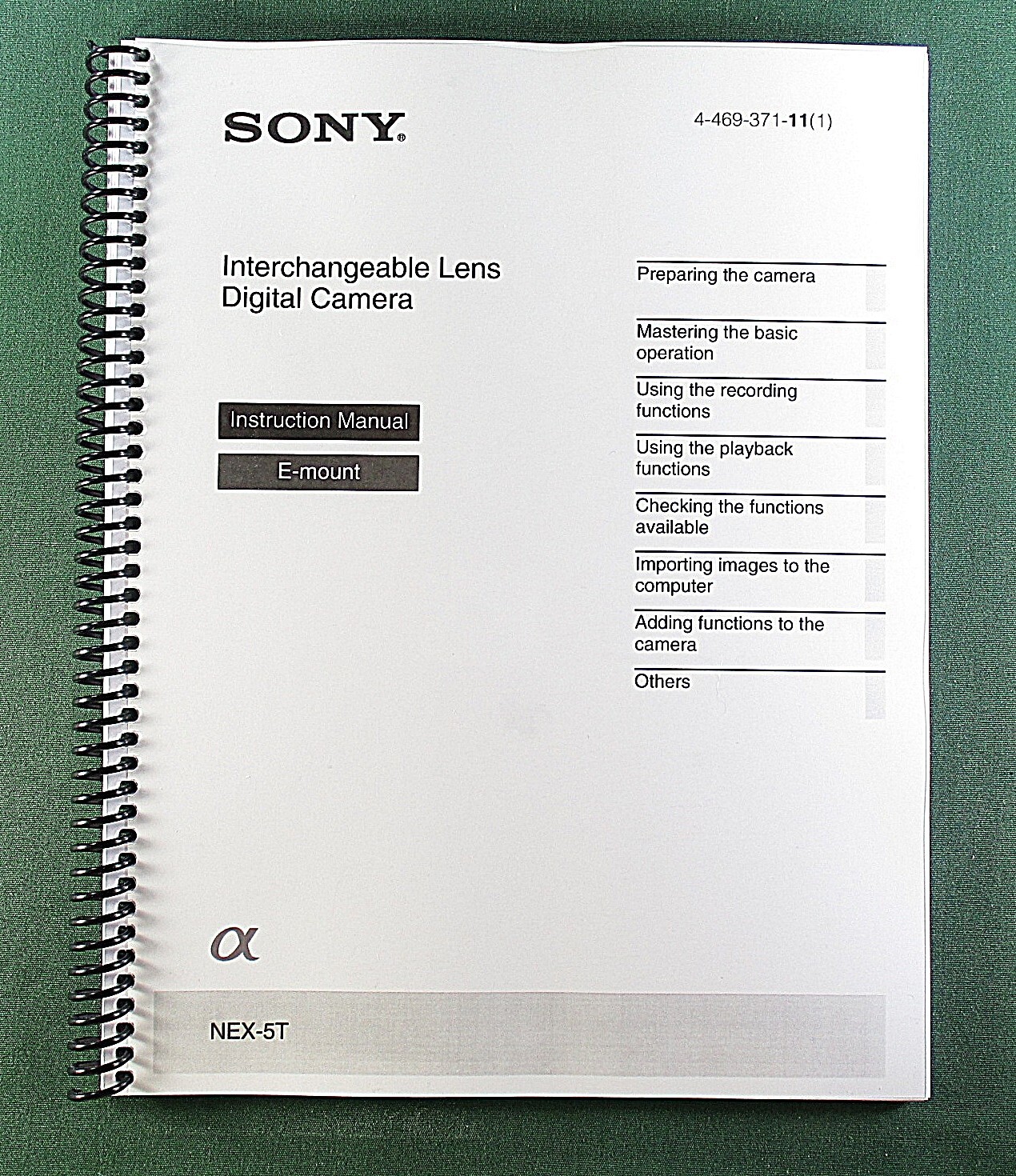 Sony NEX-5T Instruction Manual: 104 Pages & Protective Covers!
