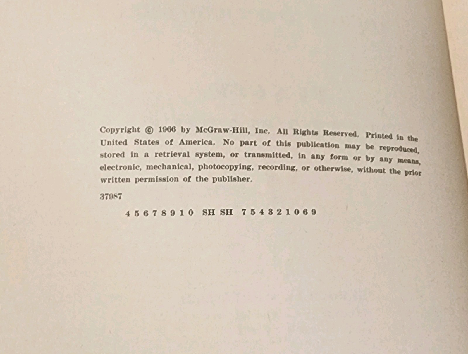 Schaum’s Outline Theory Differential Equations PB Richard Bronson 1973 1st Edi