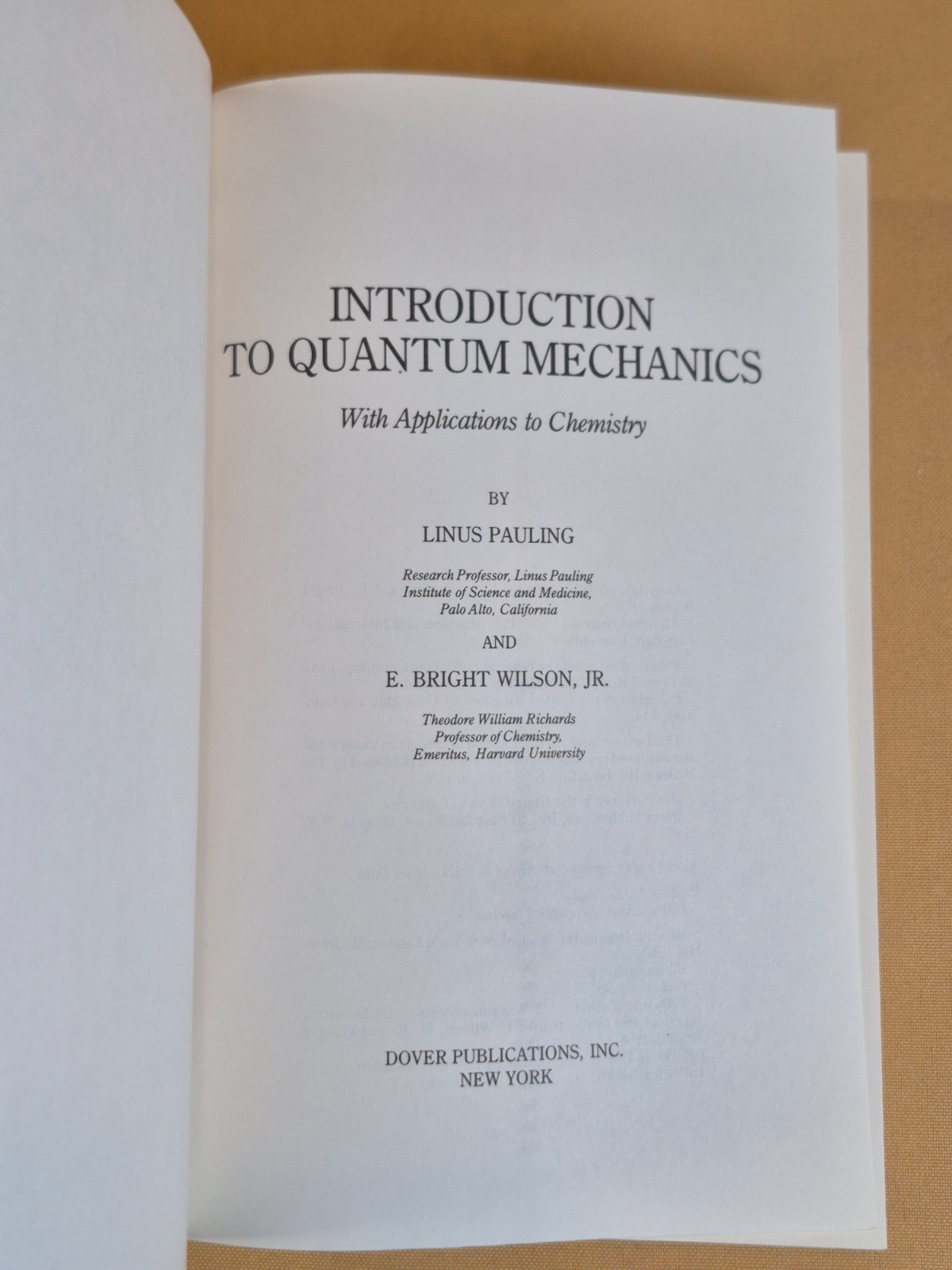 Fine Condition – Introduction to Quantum Mechanics – Linus Pauling – Dover Trade